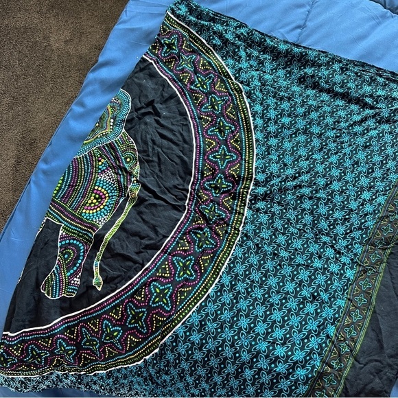 Elephant Tapestry - Picture 3 of 7